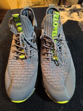 Men's Grey Knit Sneakers with Neon Lime Accents